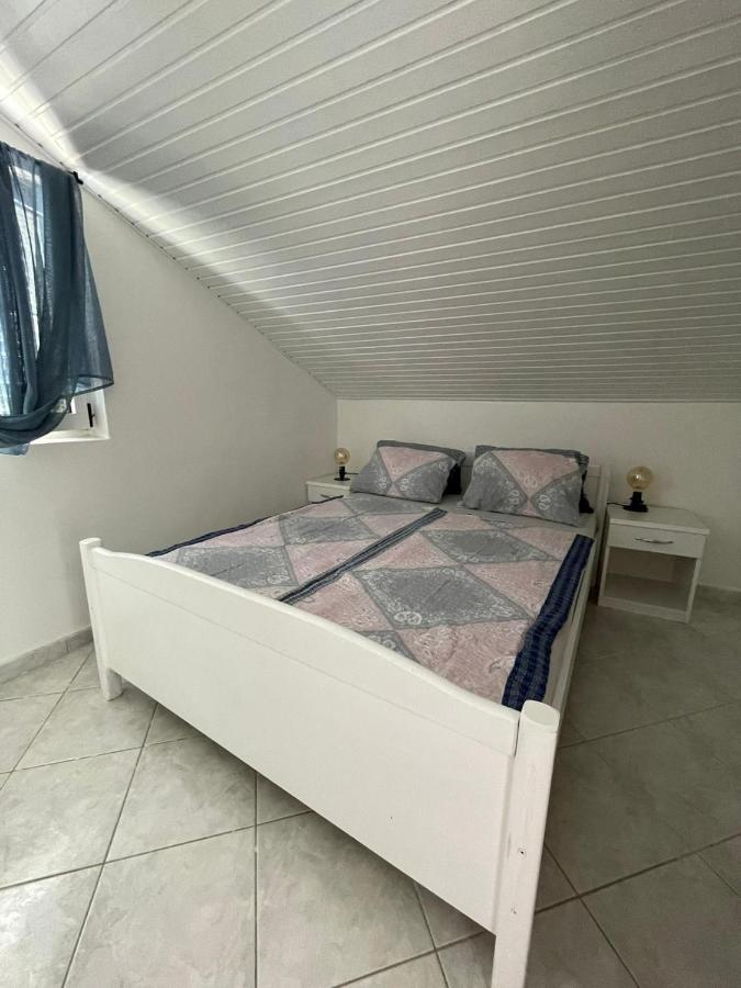 Apartmani Ira 维尔 外观 照片