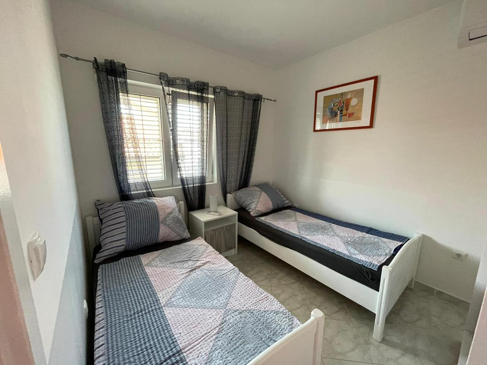 Apartmani Ira 维尔 客房 照片